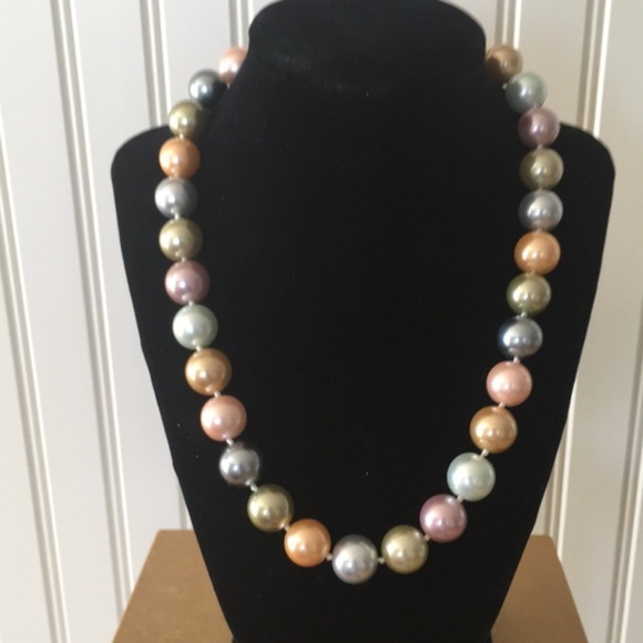 Kenneth Jay Lane Jewelry - NWOT KJL Inaugural Simulated Pearl Necklace